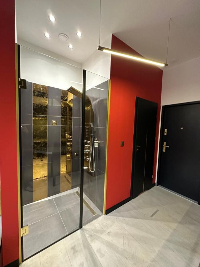 Darkhouse Versace Red Łódź Zewnętrze zdjęcie